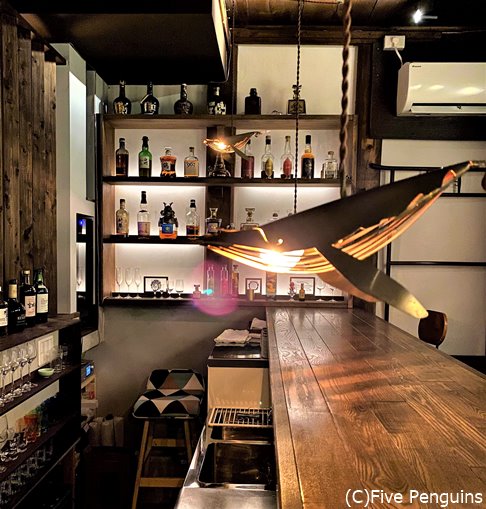 すごくこだわりのある内装の本格的なbar