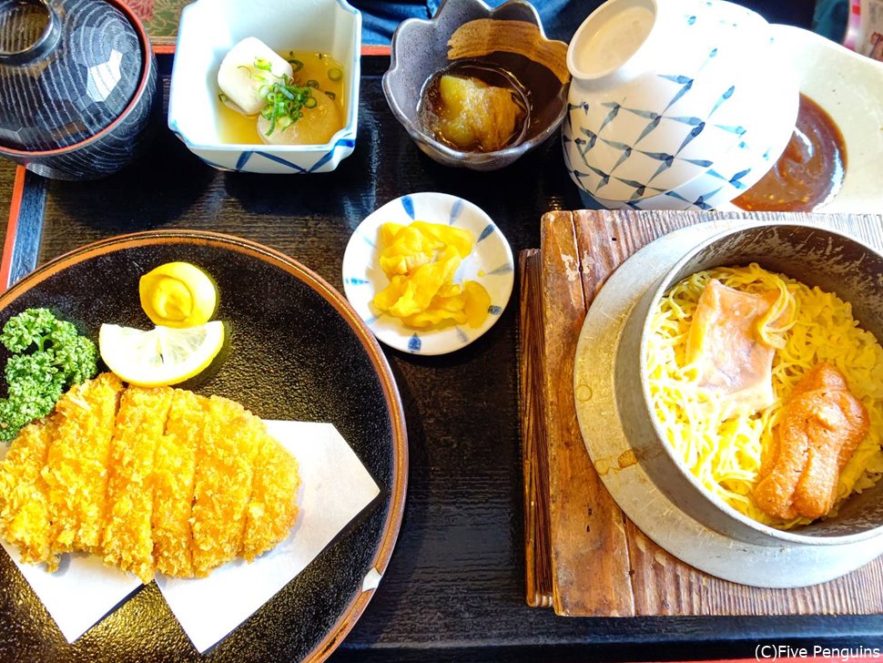 トンカツと釜めしセット1500円でこのボリューム!