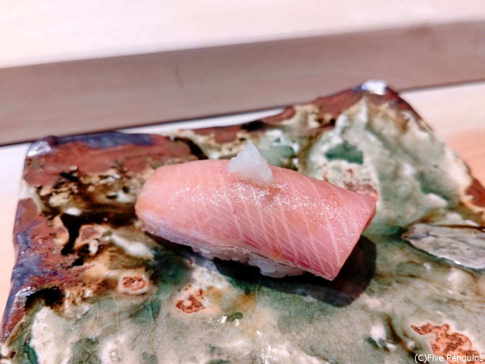 1週間寝かせた寒ブリ。ひと手間かけた美味しさとは?