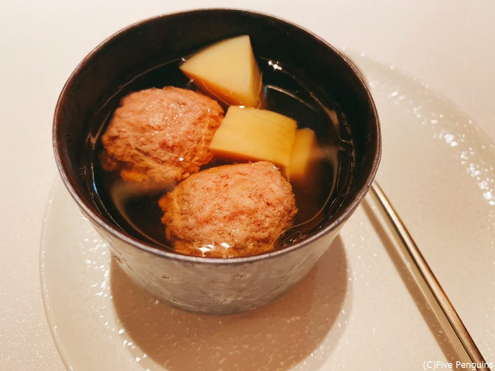 鴨肉のコンソメスープ。沁み渡るお味。