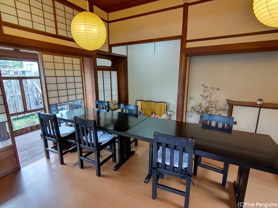 築100年以上の武家屋敷を改装した店内