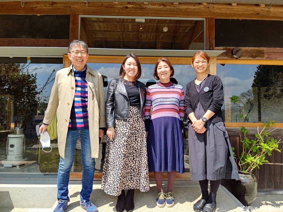 若くしてオーナーの梅守志歩さんと