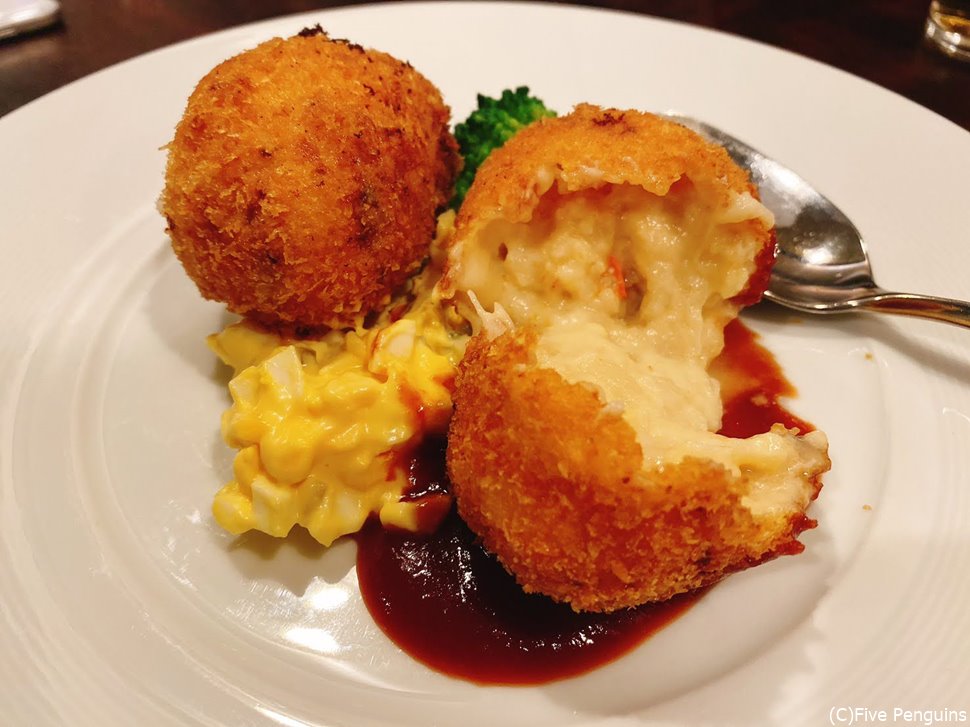 絶品のカニクリームコロッケ