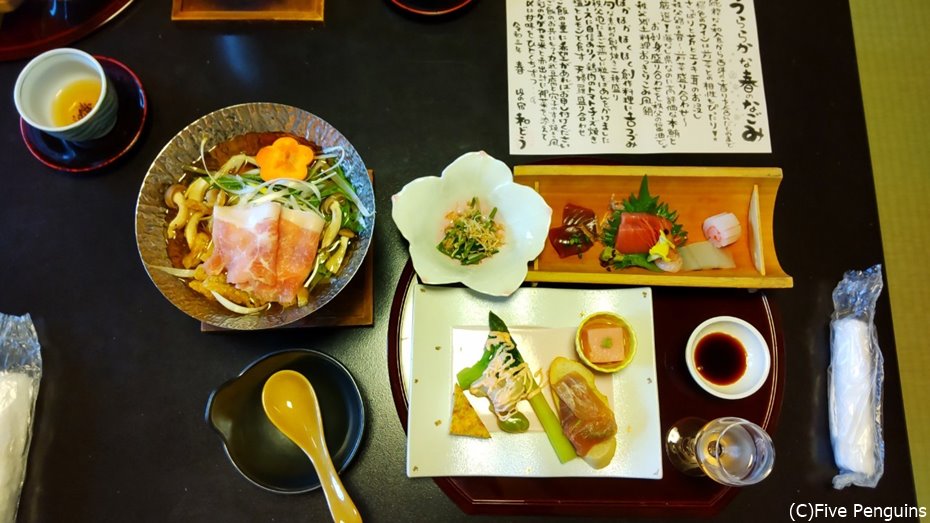 夕食はうれしい部屋食