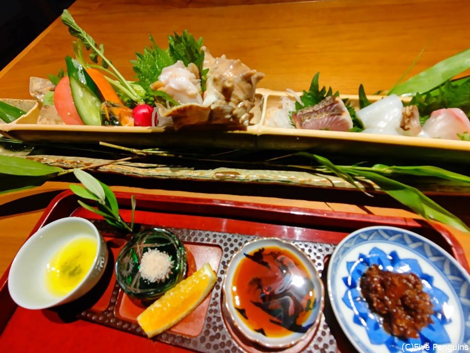 初夏の造りと島野菜 醤油・オイル・塩もこだわりが