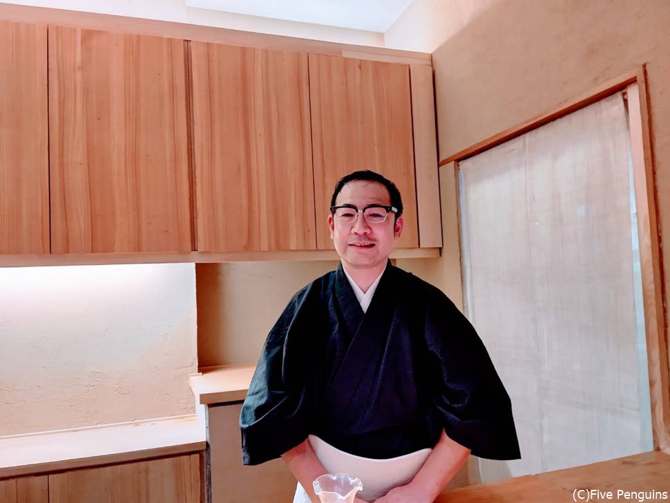恐る恐る頼んでみたら大将の写真撮影OKだった!