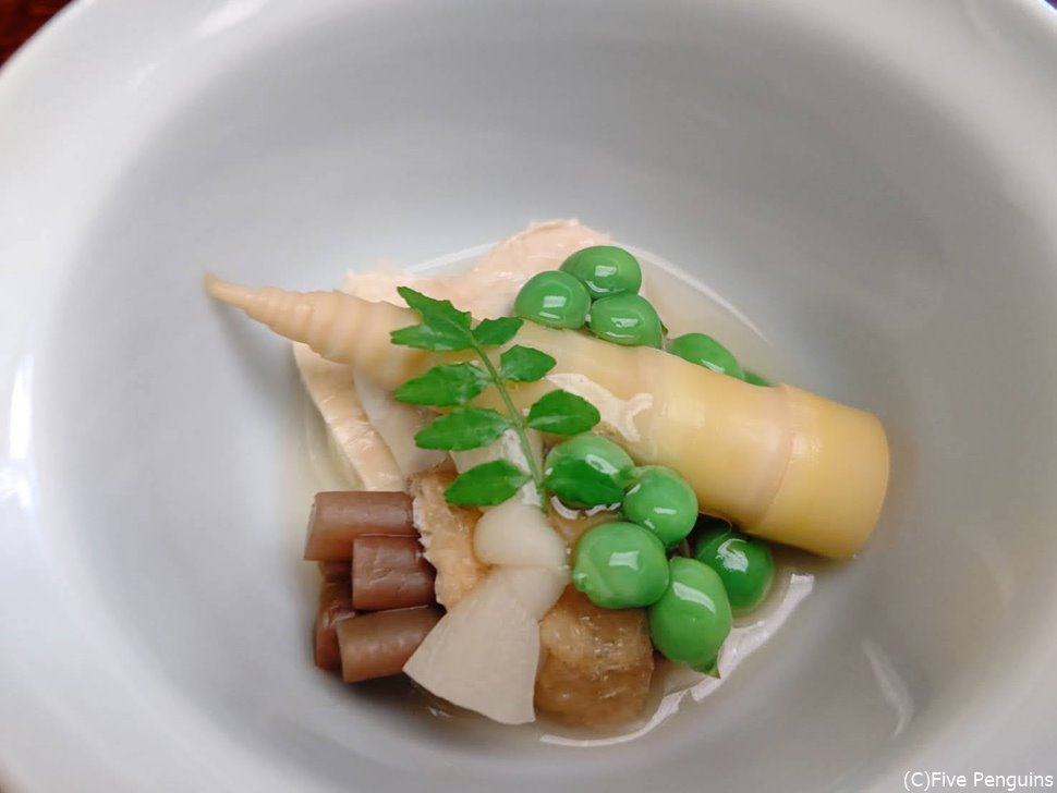 竹の子と自家製湯葉の炊き合わせ 美しい!