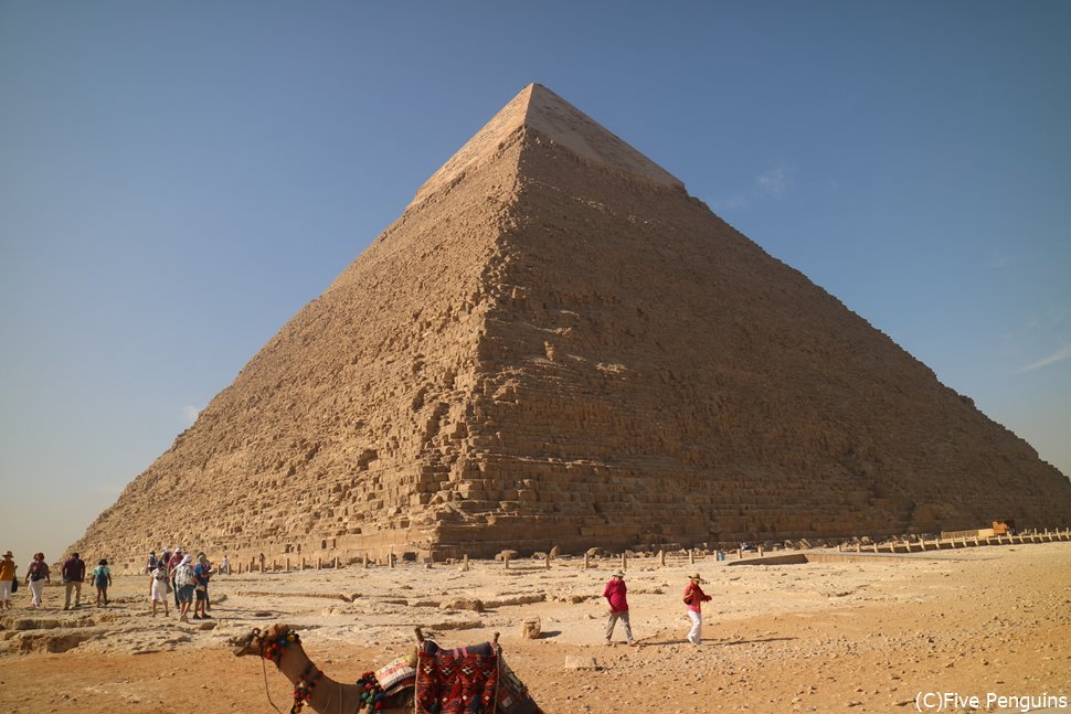ギザに建てられたピラミッド