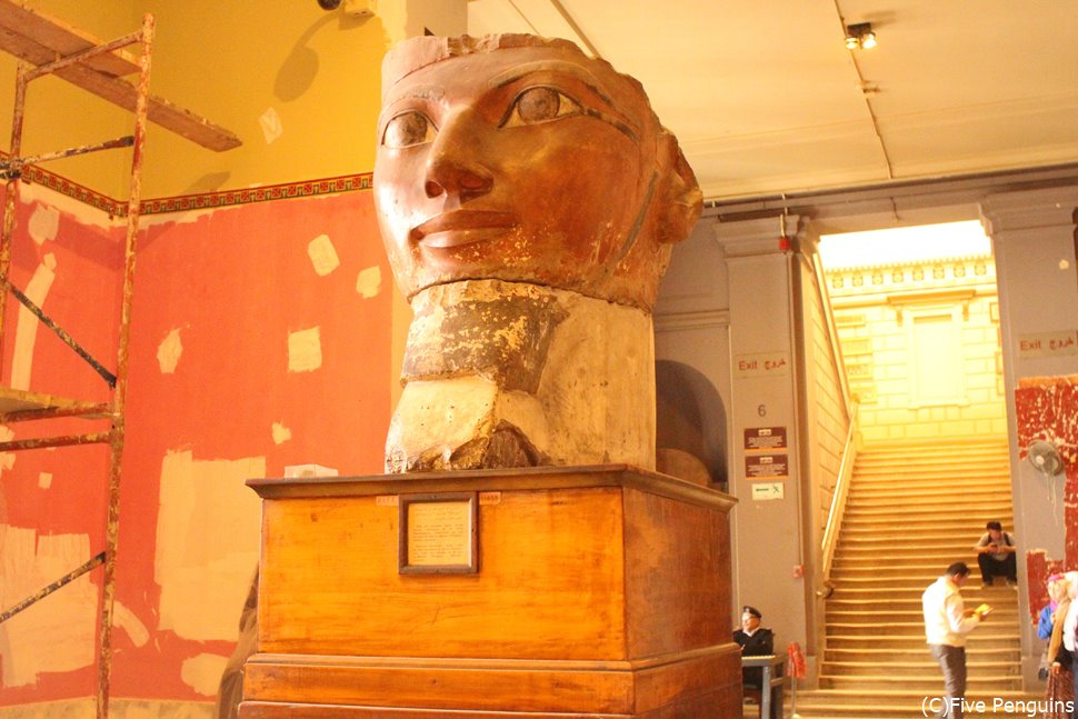 ハトシェプスト女王の像（エジプト考古学博物館）