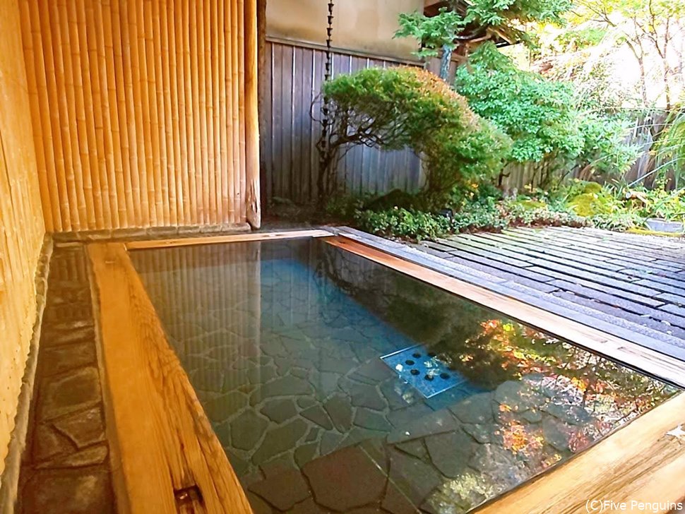 名月荘 かみのやま温泉 山形県 気品ある名門の宿で 風情ある多彩なお風呂を満喫 名月荘 かみのやま温泉 山形県 気品ある名門の宿で 風情ある多彩なお風呂を満喫