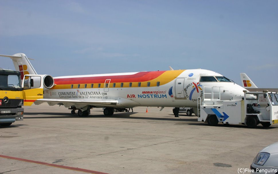 スペインまでの直行便を運航するイベリア航空の機体。