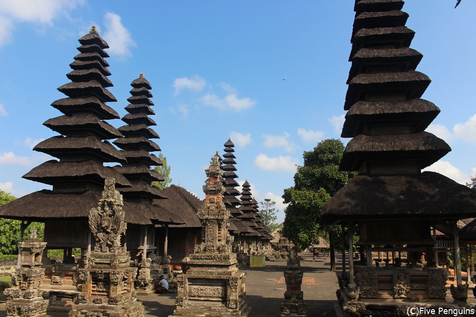 タマン・アユン寺院