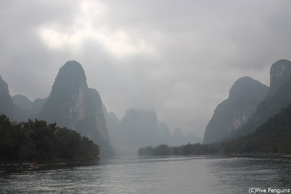 中国の絶景といえばここ!水墨画のような桂林の漓江下り