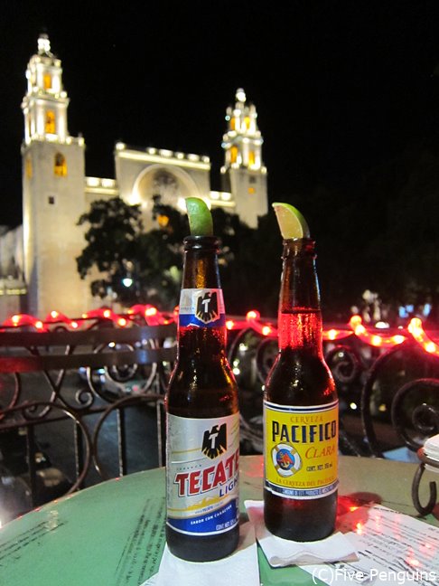 メキシコビール、テカテとパシフィコで乾杯！！＜メリダ＞