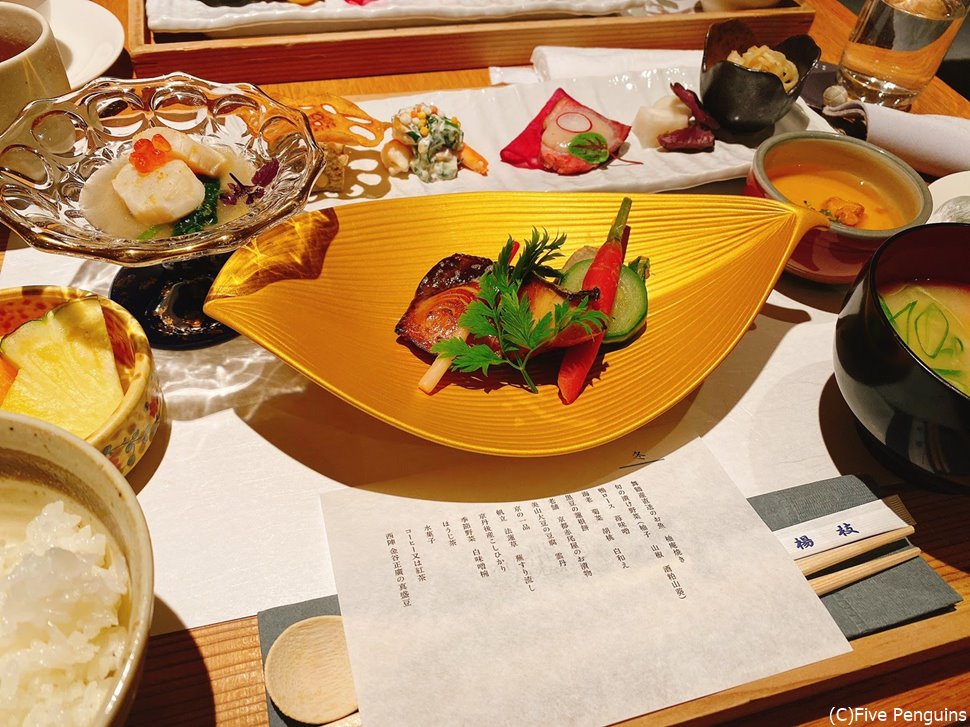 このお値段でこれだけ朝食が付けば上等。